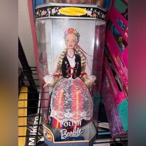 Mattel 1997 Polish Barbie Dolls of the World Collector Edition 18560 New NRFB